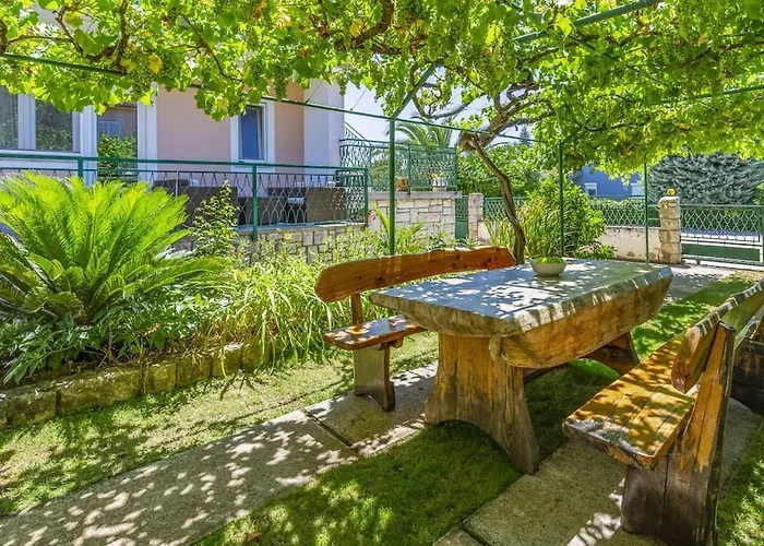 Villa In With Swimming Pool *